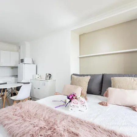 Home2book Sea Front Vista Marina, Cristianos Апартаменты *