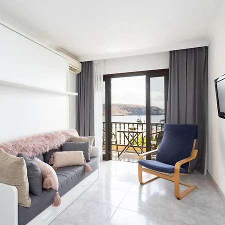 Home2book Sea Front Vista Marina, Cristianos *