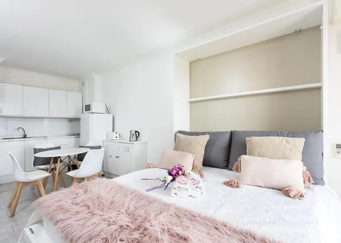 Home2book Sea Front Vista Marina, Cristianos 公寓 *